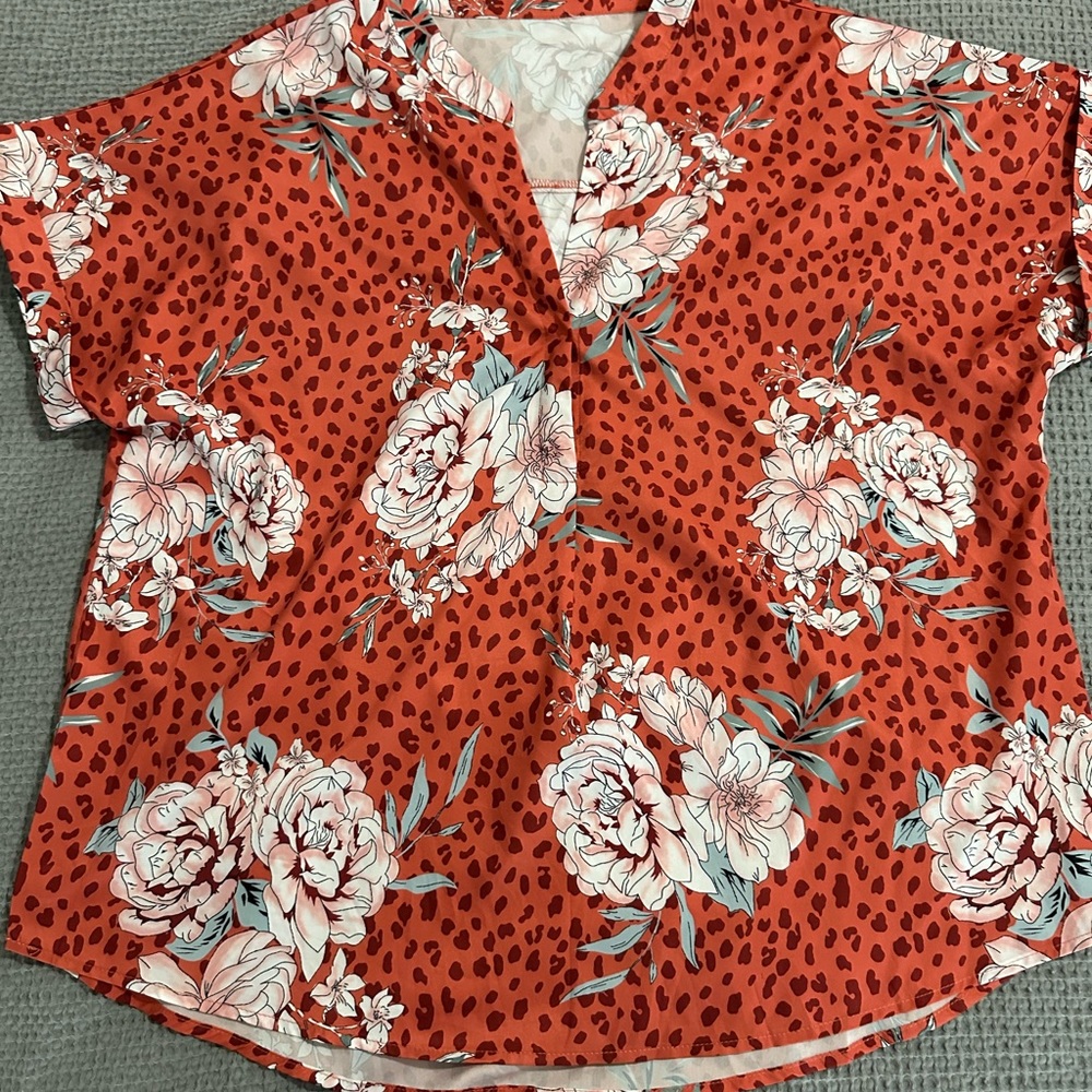 Women’s Blouse
